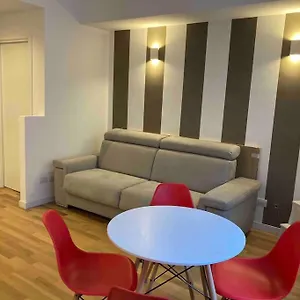 Bilocale Zona Bocconi-navigli Casa vacanze Milano